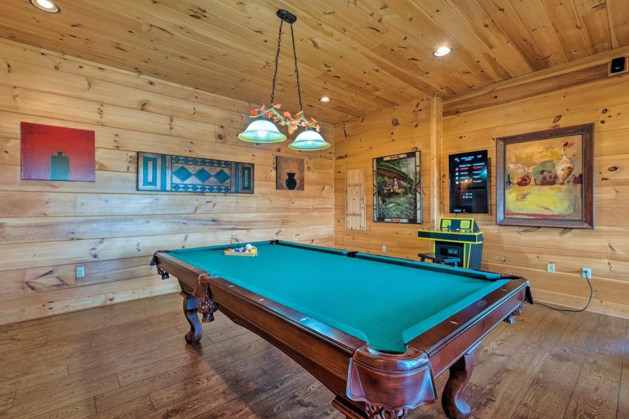 Pigeon Forge Cabin With Brand New Hot Tub And Views! Sevierville Buitenkant foto